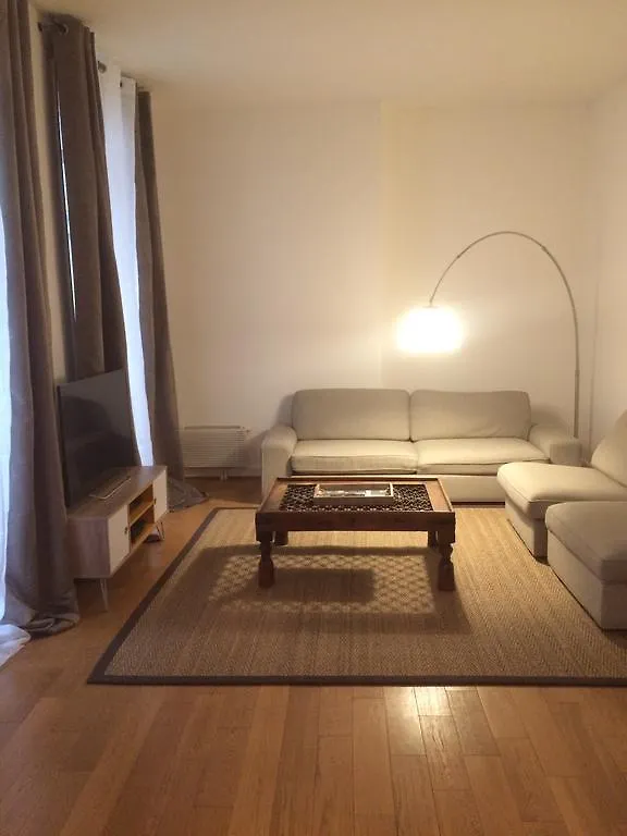 Apartment Triangle D'or